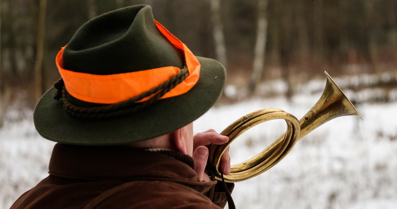 Myśliwi będą mieć zakaz wstępu do szkół? Jest petycja