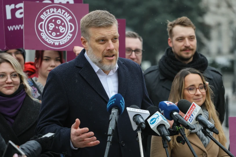 "Jeśli palnąłeś głupotę". Nietypowy apel Zandberga do Czarzastego