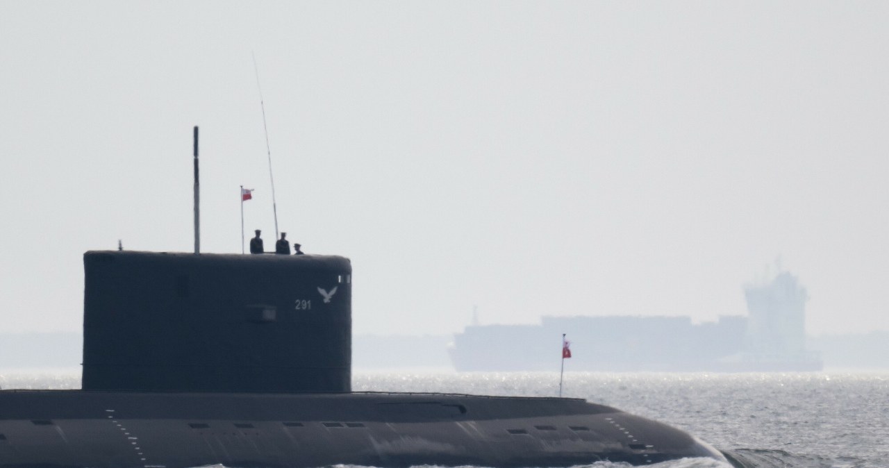 Rząd Tuska o bezpieczeństwie. SAFE i okręty podwodne w centrum uwagi