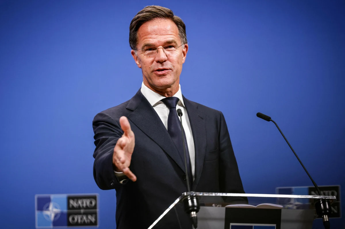 Sekretarz generalny NATO Mark Rutte ocenił, że zakończenie wojny w Ukrainie do końca 2025 roku jest realne, pod warunkiem kontynuowania rozmów między delegacjami USA i Ukrainy, które rozpoczęły się w miniony weekend w Genewie. W wywiadzie dla hiszpańskiego dziennika „El Pais” Rutte podkreślił jednak, że nawet po ewentualnym zawarciu porozumienia pokojowego Rosja będzie stanowić długoterminowe zagrożenie dla Europy.