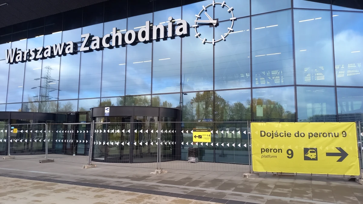 W piątek o godzinie 12.00 kolejarze otworzą przejście podziemne pod Dworcem Zachodnim. Na pasażerów i mieszkańców Warszawy czekają liczne atrakcje.