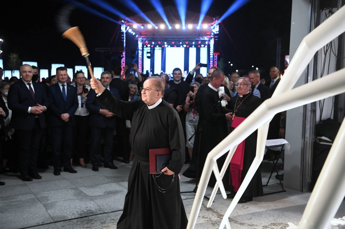 CBA weszło do fundacji ojca Rydzyka. Chodzi o Fundusz Sprawiedliwości