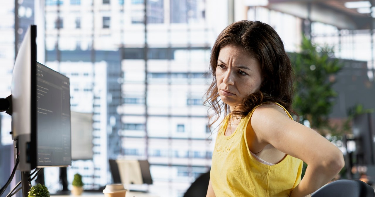 Ciągle zmęczony? Winny może być kortyzol. Sprawdź, czy popełniasz te błędy