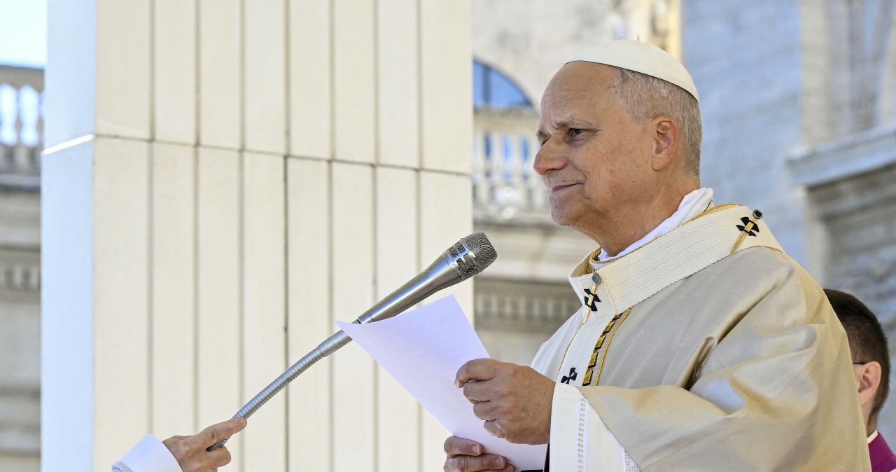 Pierwsza zagraniczna podróż papieża. Uczci rocznicę przełomowego soboru