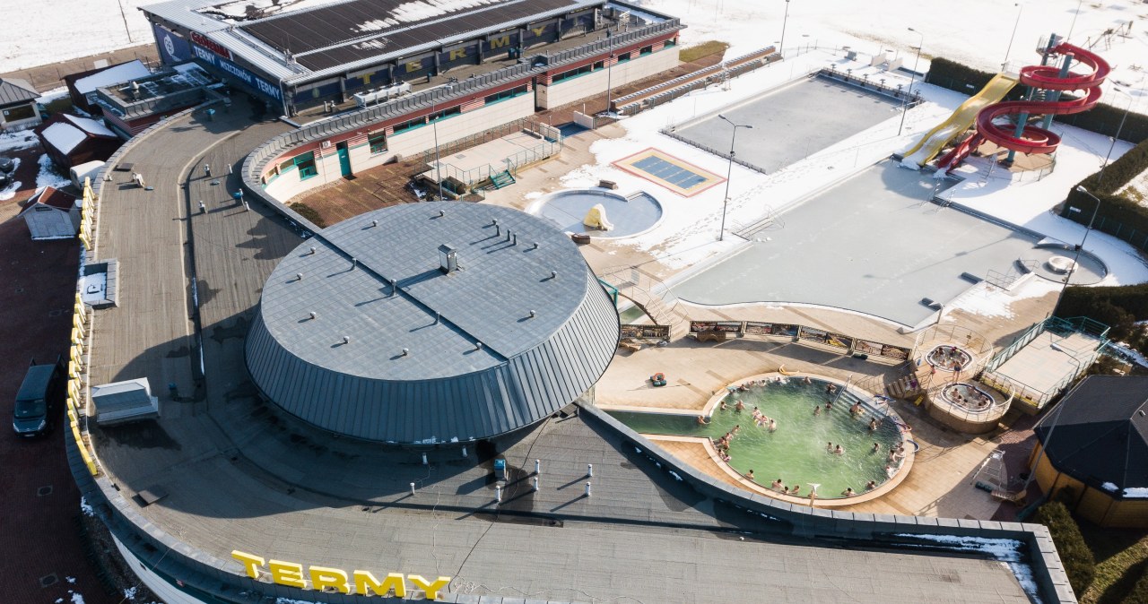 Z Warszawy niemal rzut beretem. Na miejscu gorąca woda i atrakcyjne ceny