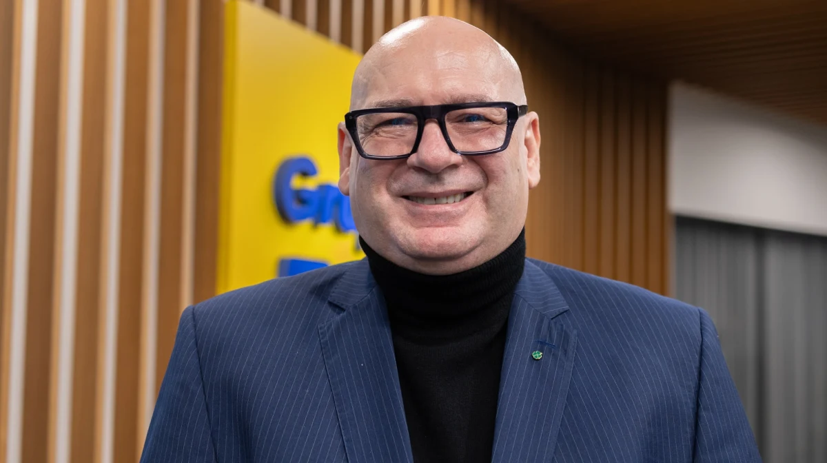 "Jeżeli my dzisiaj uważamy, że najważniejszą rzeczą, w chwili realnego zagrożenia ze Wschodu, jest rozbrajanie jakiejś części społeczeństwa, która posiada dobre rozeznanie w terenie, może służyć Wojsku Polskiemu, to jest to bezrefleksyjne podejmowanie tematów, które w takim czasie nie powinny być podejmowane. W 1938 r. były podobne pomysły" - mówił w Porannej rozmowie w  RMF FM Piotr Zgorzelski - wicemarszałek Sejmu i szef Rady Naczelnej PSL. W ten sposób odniósł się do postulatu wprowadzenia obowiązkowych, okresowych badań dla myśliwych. "Jeżeli ma być tego typu rozwiązanie wprowadzone, to powinno dotyczyć wszystkich, nie tylko myśliwych. Są kolekcjonerzy, są ci, którzy uprawiają sporty związane z bronią" - tłumaczył. Oskarżył też Polskę 2050 o "zafiksowanie na punkcie myśliwych". 