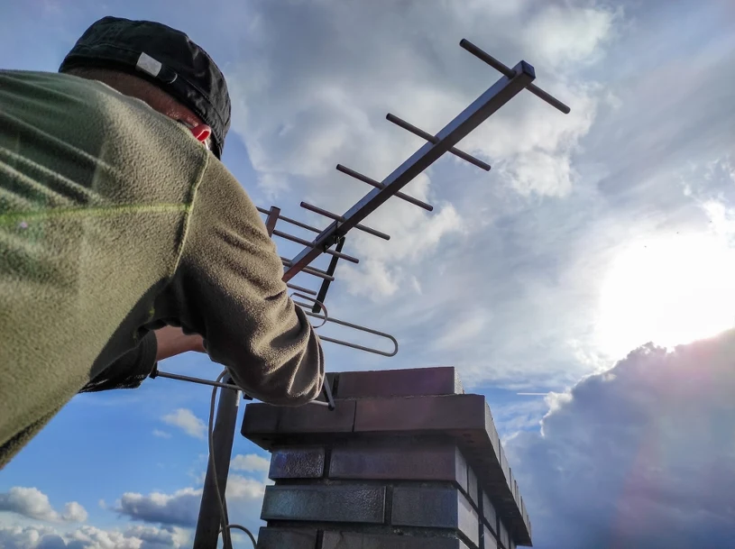 Problemy z obrazem jesienią i zimą? To pogoda zakłóca telewizję naziemną