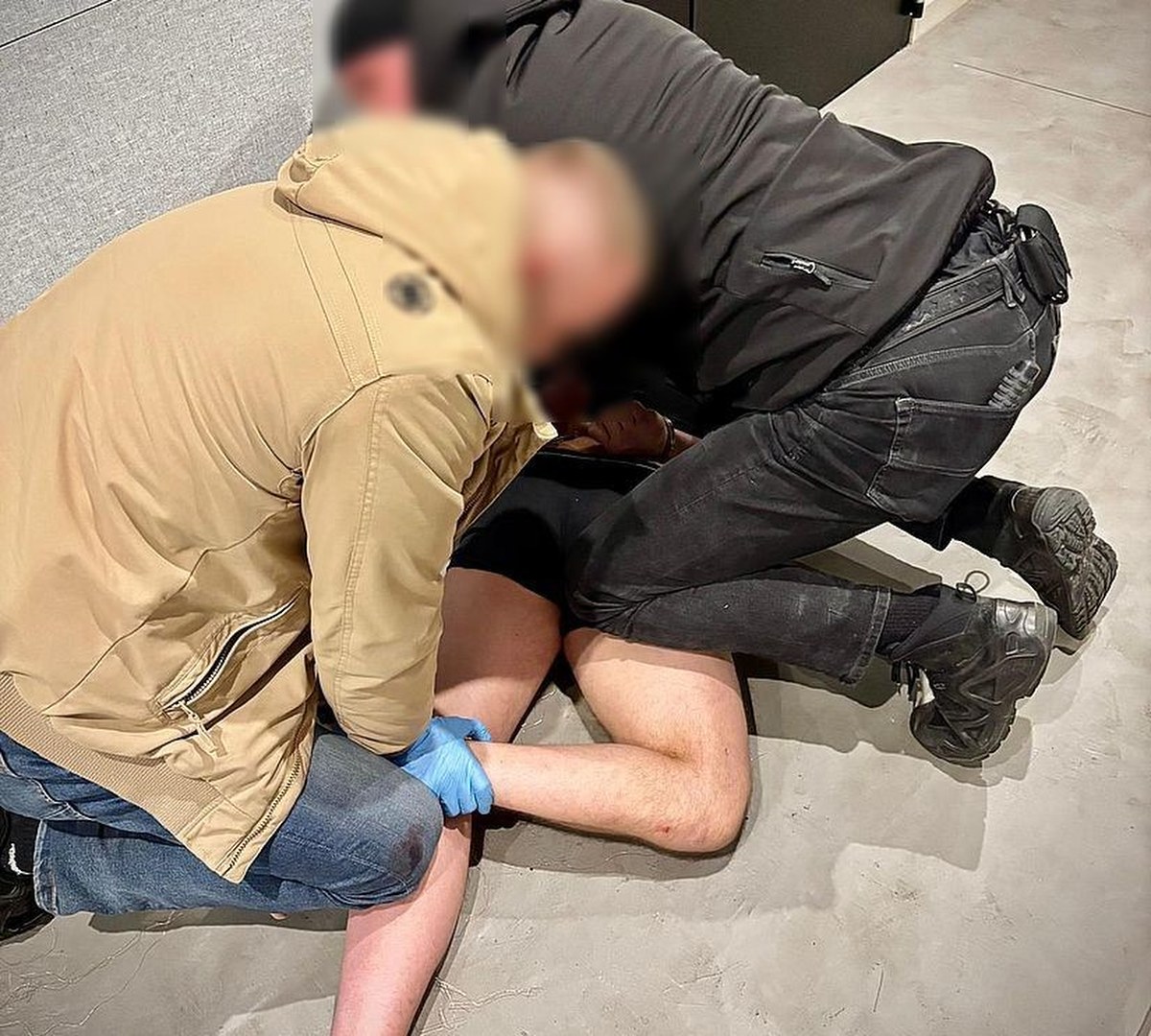 Gdańsk: Zdemolował hotel i zaatakował policjantów