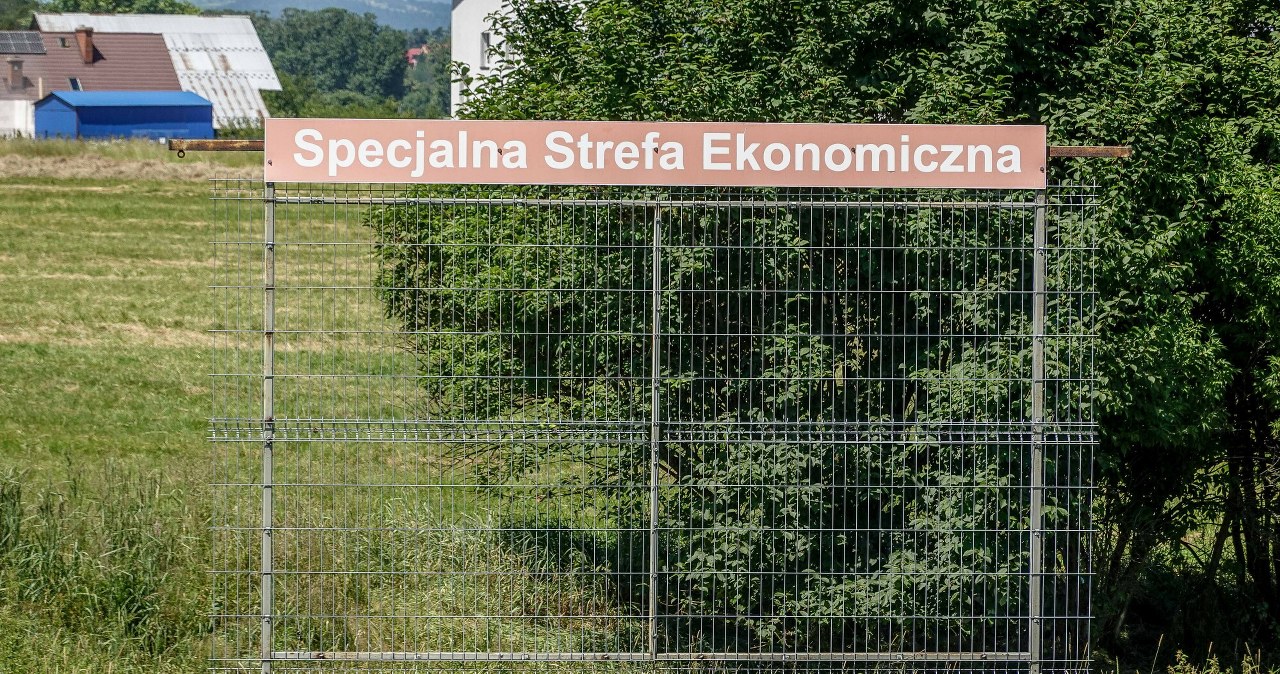 Instytut Sobieskiego punktuje rząd. Pyta o Specjalne Strefy Ekonomiczne