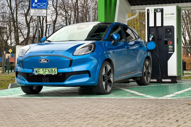 7 na 10 aut musi być elektrycznych. UE ma nowe limity dla Polski