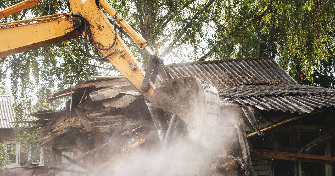 Uważaj zanim ruszysz choćby małą szopę. Jeden błąd może kosztować majątek