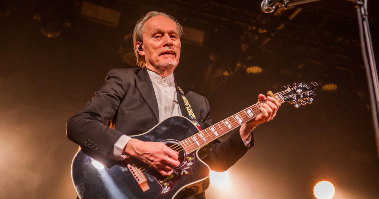 To był wielki hit lat 80.! Tak John Porter świętuje jubileusz "Helicopters"