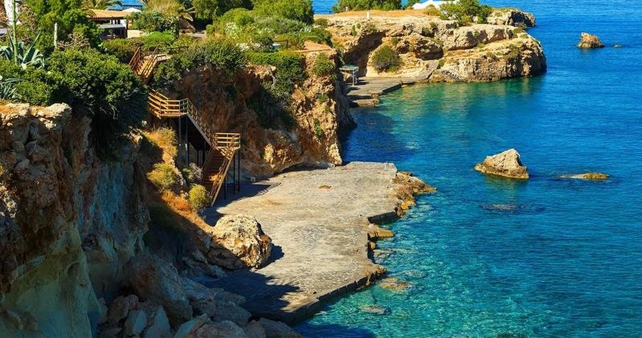 Czas zaplanować urlop w Grecji. LOT z nowym gorącym kierunkiem