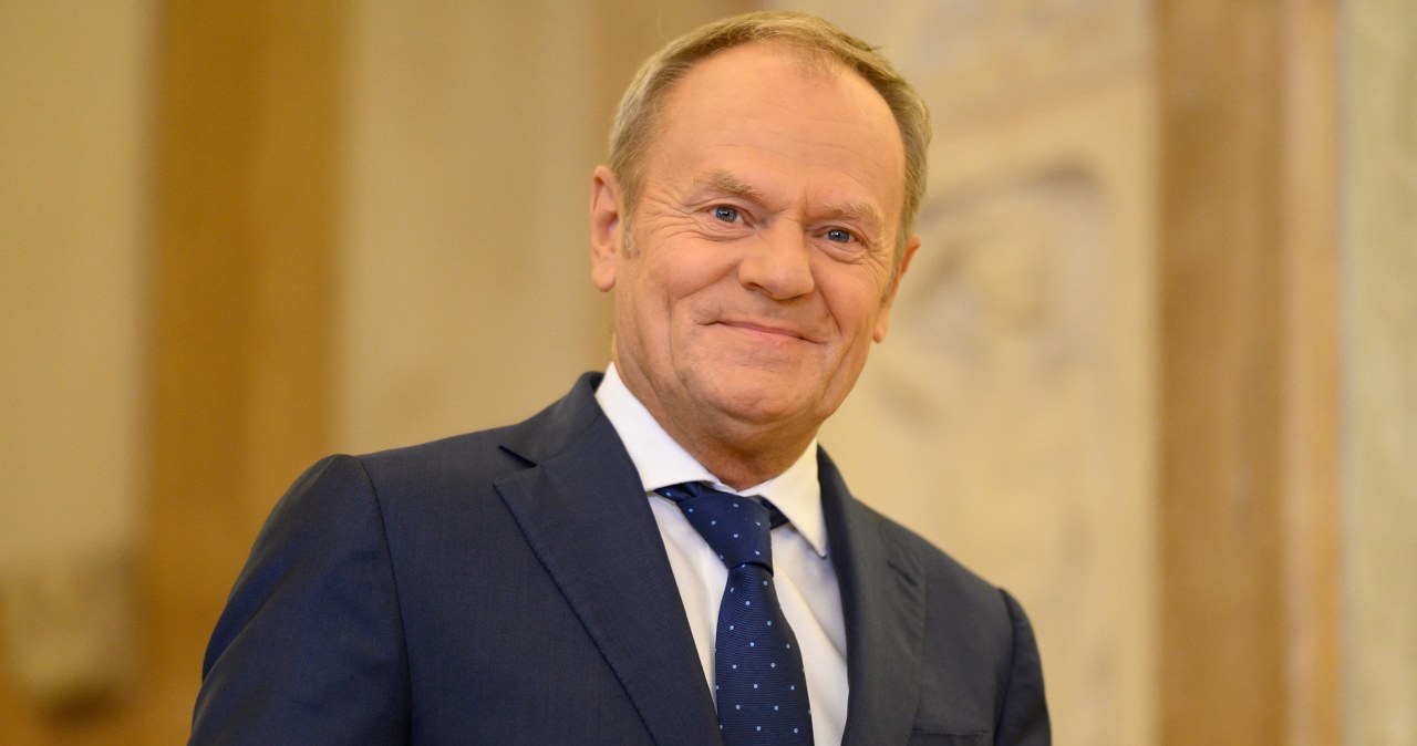 Tusk nie kryje radości: "Świąteczne zakupy nie będą już cenowym horrorem"