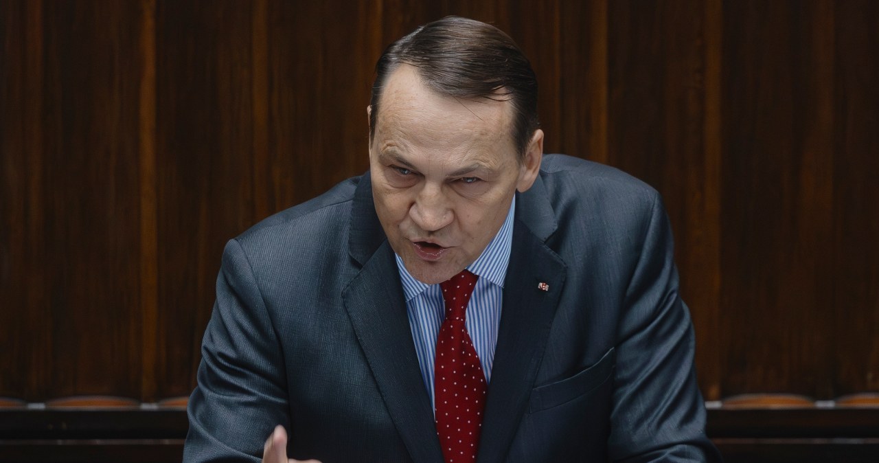 Radosław Sikorski reaguje na to, co zobaczył na Legii. Dobitny wpis