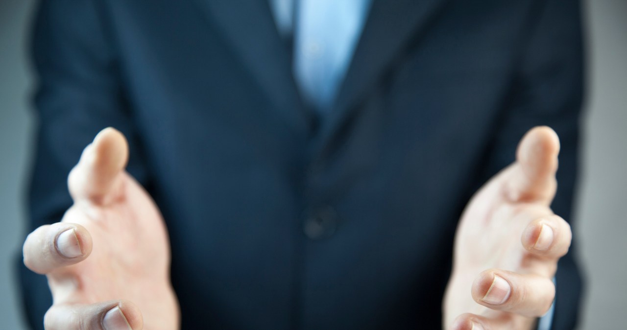 Ruch rąk robi różnicę? Odkryj, jak gesty wzmacniają siłę twojego przekazu