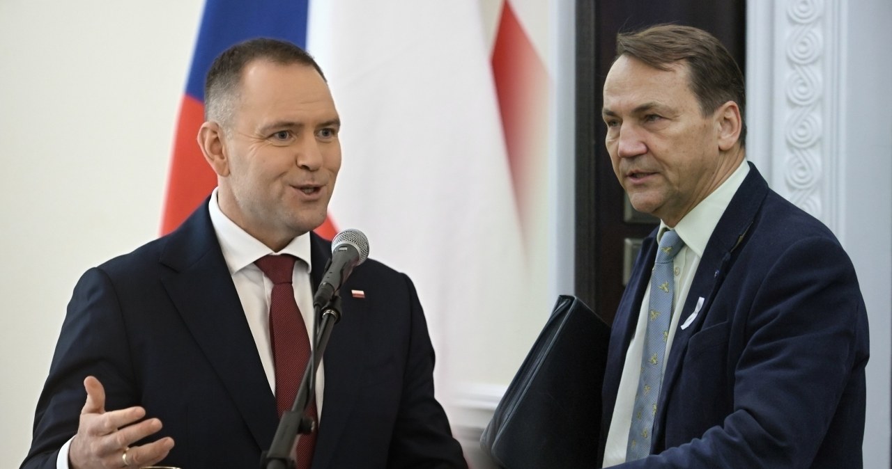 Ludzie prezydenta tłumaczą, Sikorski oburzony. "Krzywdzenie ludzi"