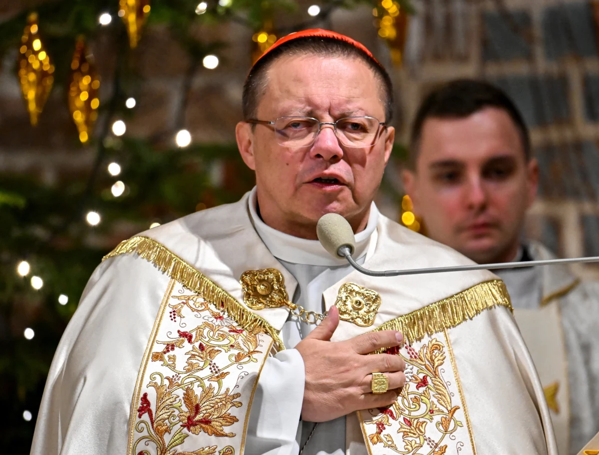 ​Ingres kard. Grzegorza Rysia, czyli uroczystość oficjalnego objęcia urzędu metropolity krakowskiego, odbędzie się 20 grudnia w katedrze wawelskiej w Krakowie, o czym w piątek poinformowała kuria. Kard. Ryś zastąpi abpa Marka Jędraszewskiego, który funkcję pełnił przez dziewięć lat.