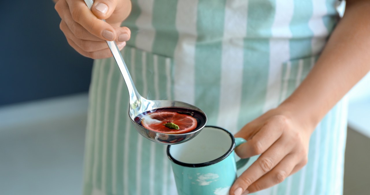 To nie herbata powinna królować w grudniu. Kompot wspiera jelita i odporność