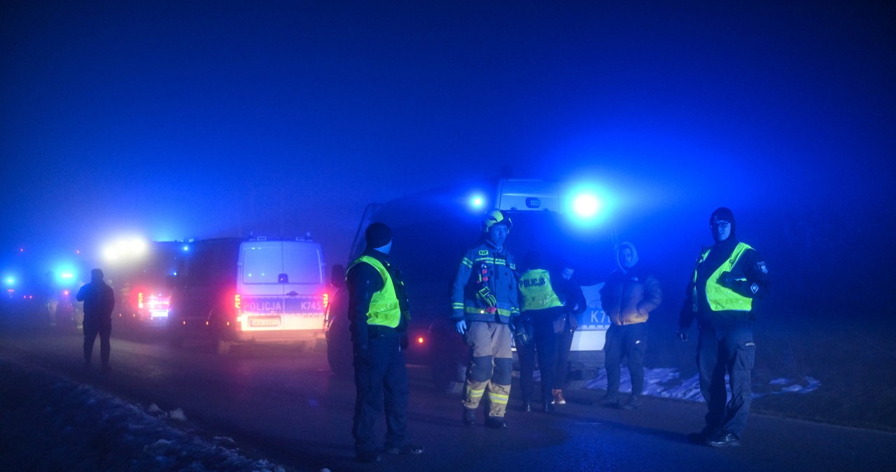 wiadomości,aktualności,Interia Tragedia w miejscowości pod Rzeszowem. Rozbił się śmigłowiec, są ofiary śmiertelne