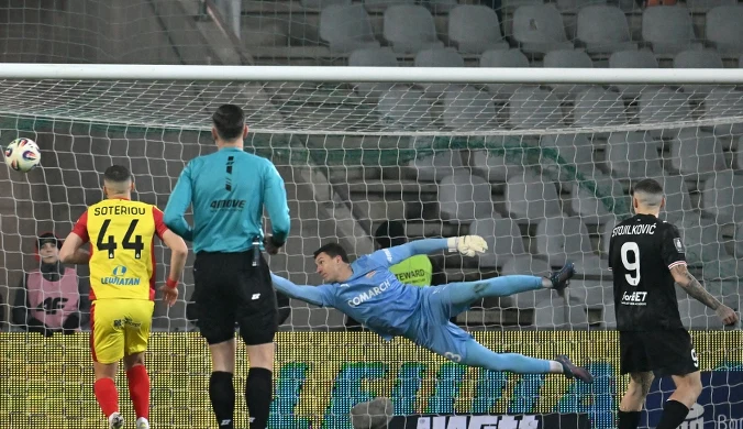 Walka o Europę trwa w najlepsze. Zmarnowany karny w Kielcach. Jeden gol