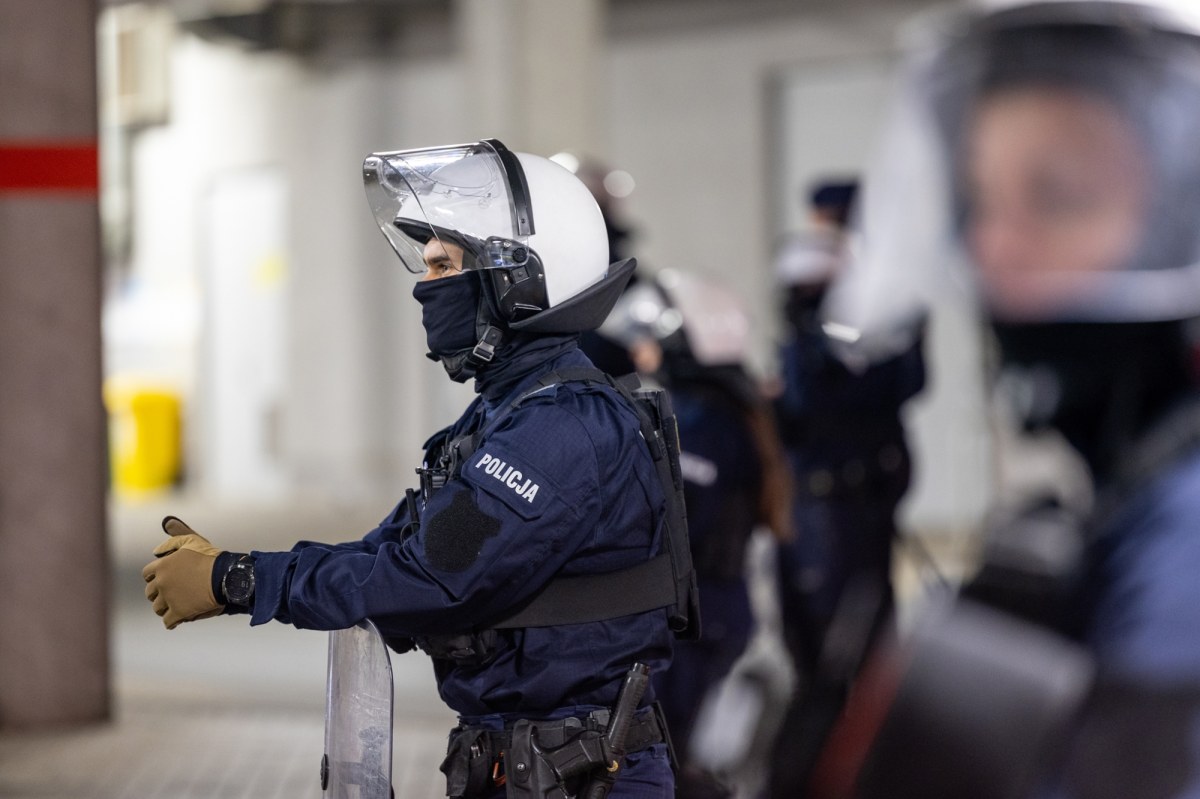 Przemycał tony narkotyków i był poszukiwany za zabójstwo. Groźny przestępca w rękach CBŚP