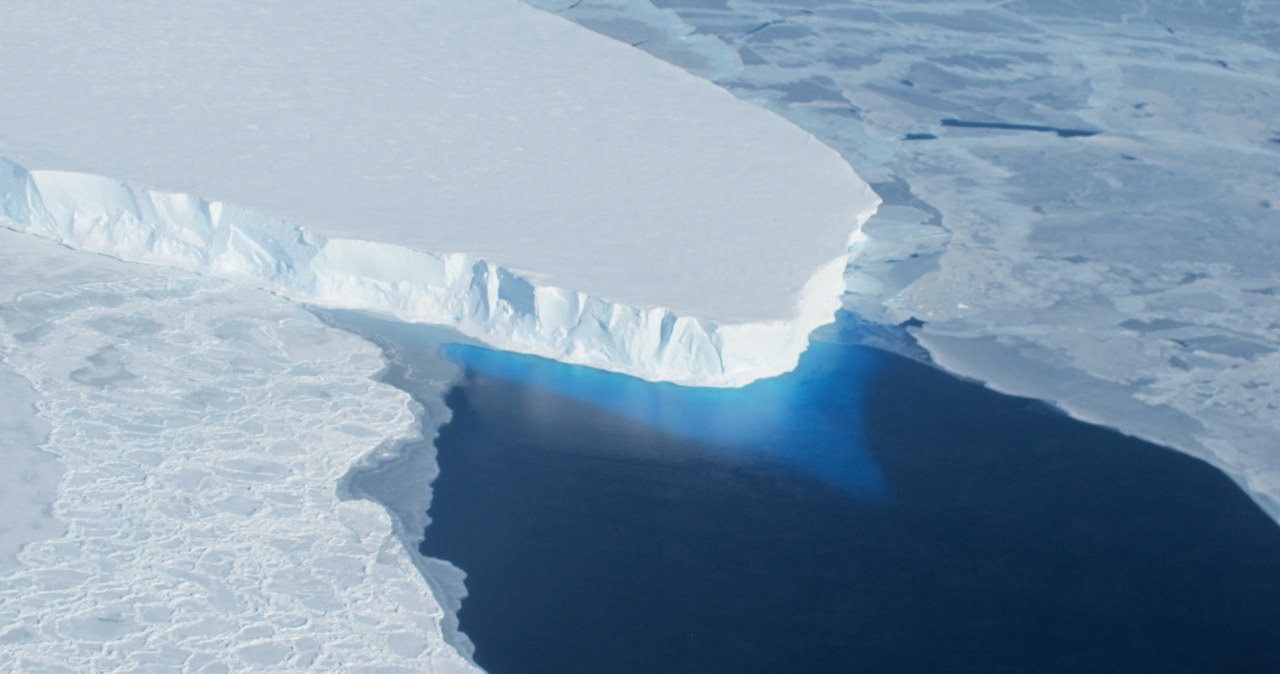Podwodne sztormy mają wielką siłę. Przyspieszają topnienie lodowca zagłady