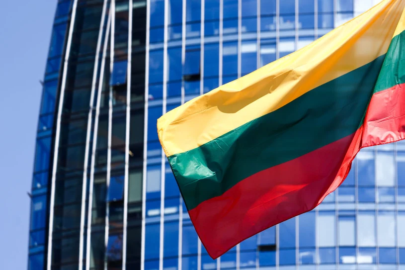 Tygodniowy protest u sąsiada Polski. W mediach minuta ciszy