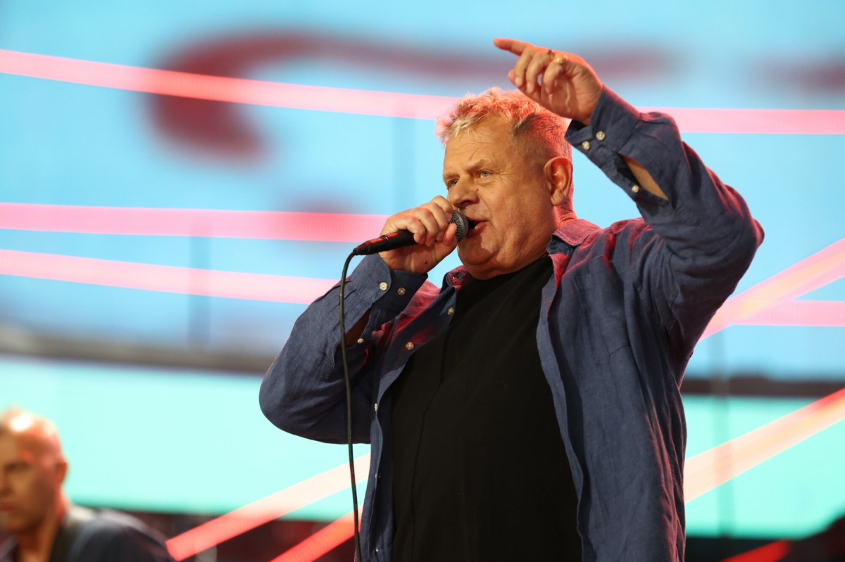 Kazik przeprasza za "straszne wczorajsze wydarzenie". Fani byli rozczarowani