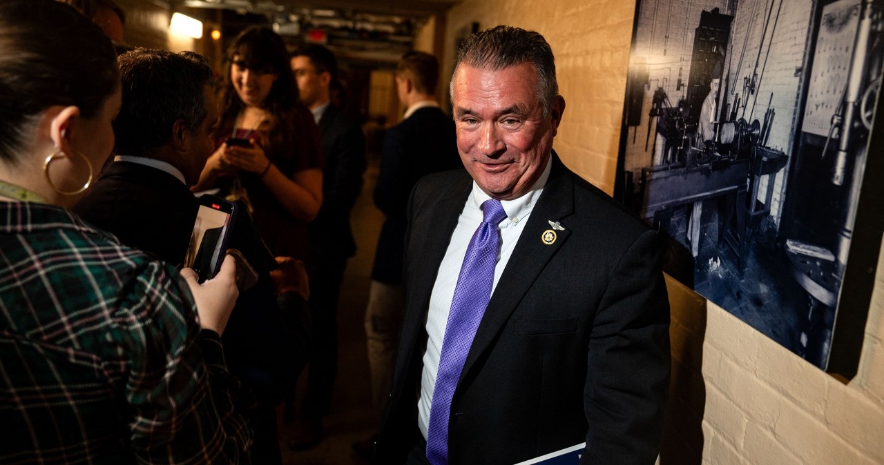 wiadomości,aktualności,Interia Partyjny kolega apeluje do Trumpa, by przejrzał na oczy w sprawie wojny w Ukrainie. 