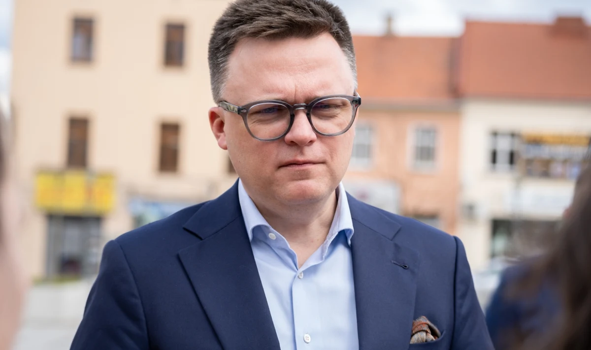 "Nie można wykluczyć, że Szymon zmieni zdanie i będzie kandydował na szefa partii" - mówią politycy 2050. W styczniu odbędą się wybory na nowego lidera tego ugrupowania. Wszystko zależy od decyzji, czy Hołownia trafi do ONZ. Według informacji RMF FM w wyścigu o to stanowisko pozostało już tylko dwóch kandydatów.