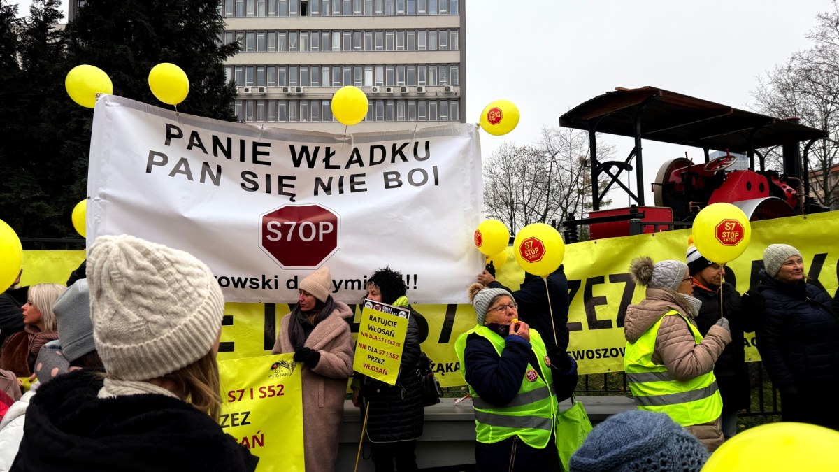 Wielki protest w Krakowie. Mieszkańcy przyszli przed siedzibę GDDKiA