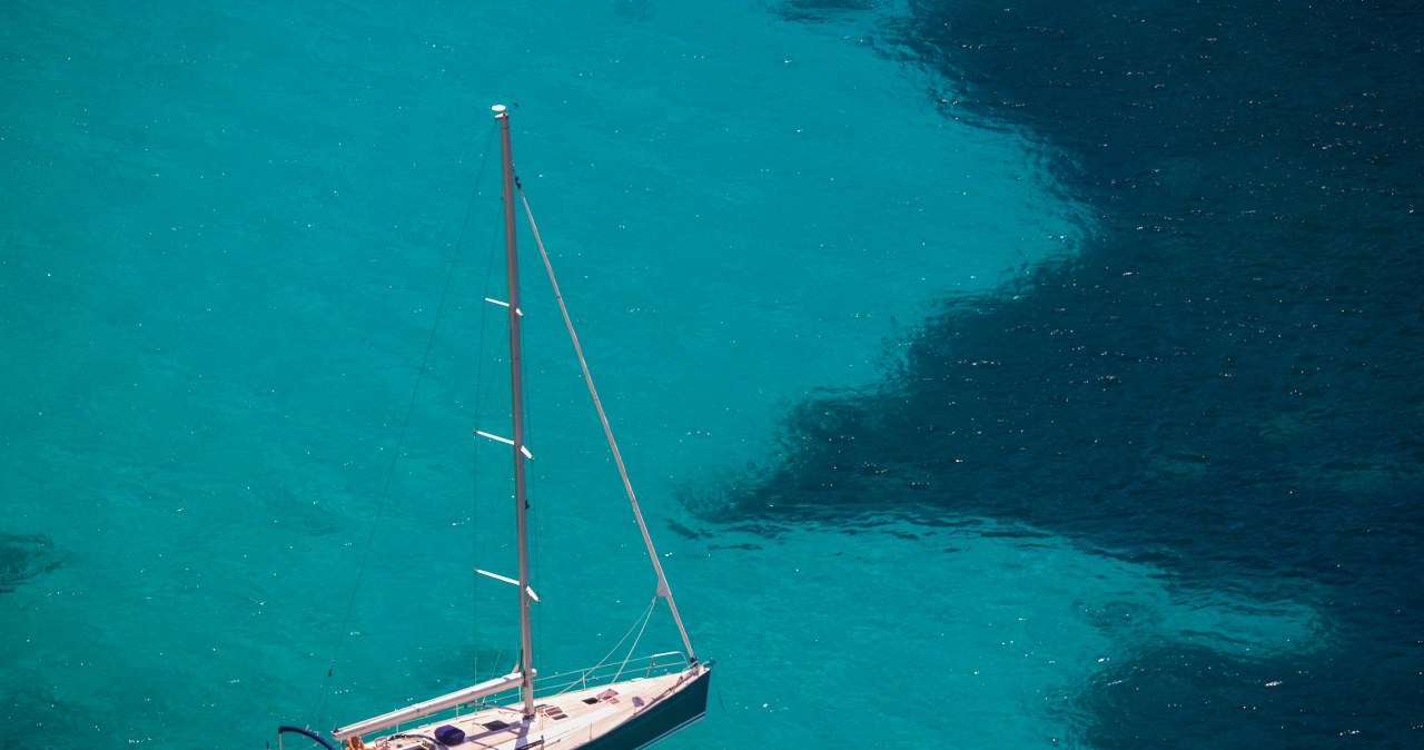 Wypłynęli w podróż życia, nagle nadali sygnał alarmowy. Tragiczny finał