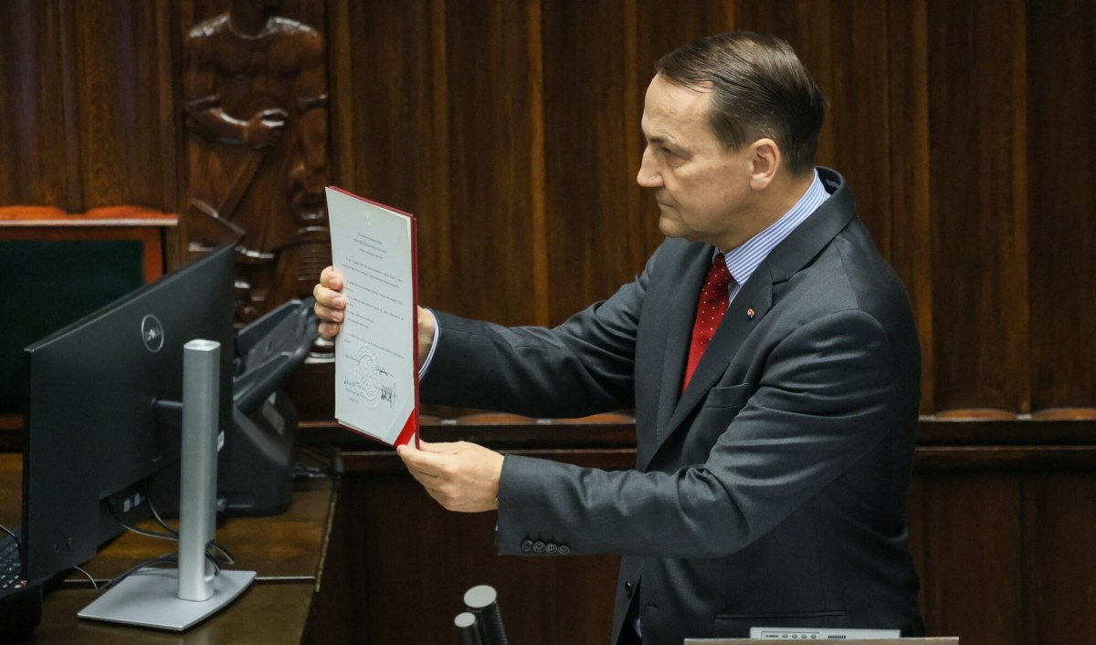 Pismo bez odpowiedzi. Sikorski ujawnia list do prezydenta