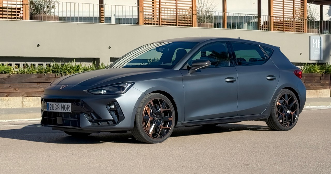 325 KM i brak limitu prędkości. Nowa Cupra Leon VZ nie jest dla wszystkich