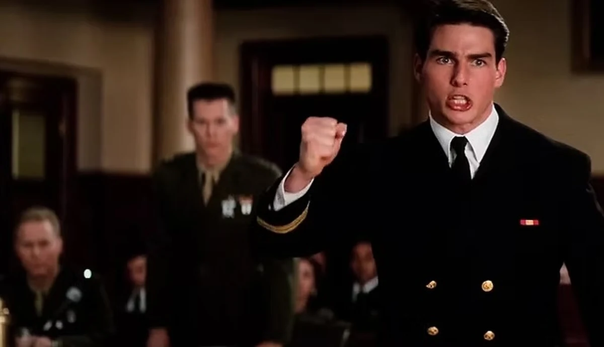 Jeden z najbardziej cenionych dramatów sądowych lat 90., „Ludzie honoru”, powraca na ekrany dzięki platformie Prime Video. Film z Tomem Cruise’em, Jackiem Nicholsonem i Demi Moore to nie tylko opowieść o wojskowej sprawiedliwości, ale także o odwadze, prawdzie i odpowiedzialności. Sprawdź, dlaczego ten klasyk wciąż zachwyca widzów i krytyków na całym świecie.