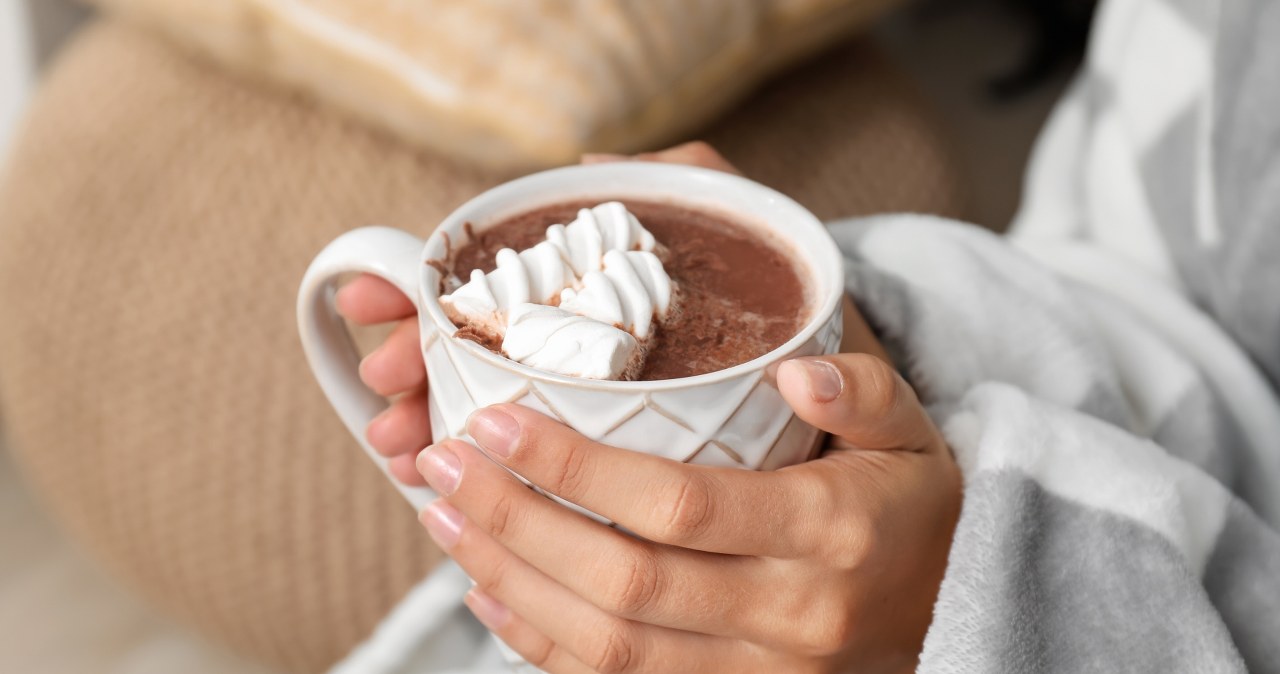 Aksamitna gorąca czekolada niczym z najlepszej kawiarni. Gotowa w 10 minut
