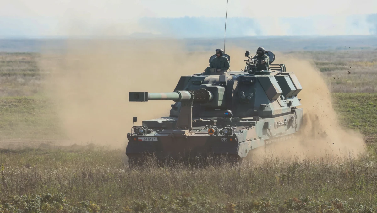 ​10 europejskich krajów wyraziło już wstępne zainteresowanie zakupem sprzętu wojskowego Polskiej Grupy Zbrojeniowej w ramach unijnego programu pożyczkowego SAFE - dowiedziała się nieoficjalnie nasza dziennikarka w Brukseli. Mowa m.in. o Norwegii, Szwecji i Grecji. Prezes PGZ Adam Leszkiewicz nie podaje szczegółów, ale w rozmowie z RMF FM potwierdza: "Jest spore zainteresowanie".