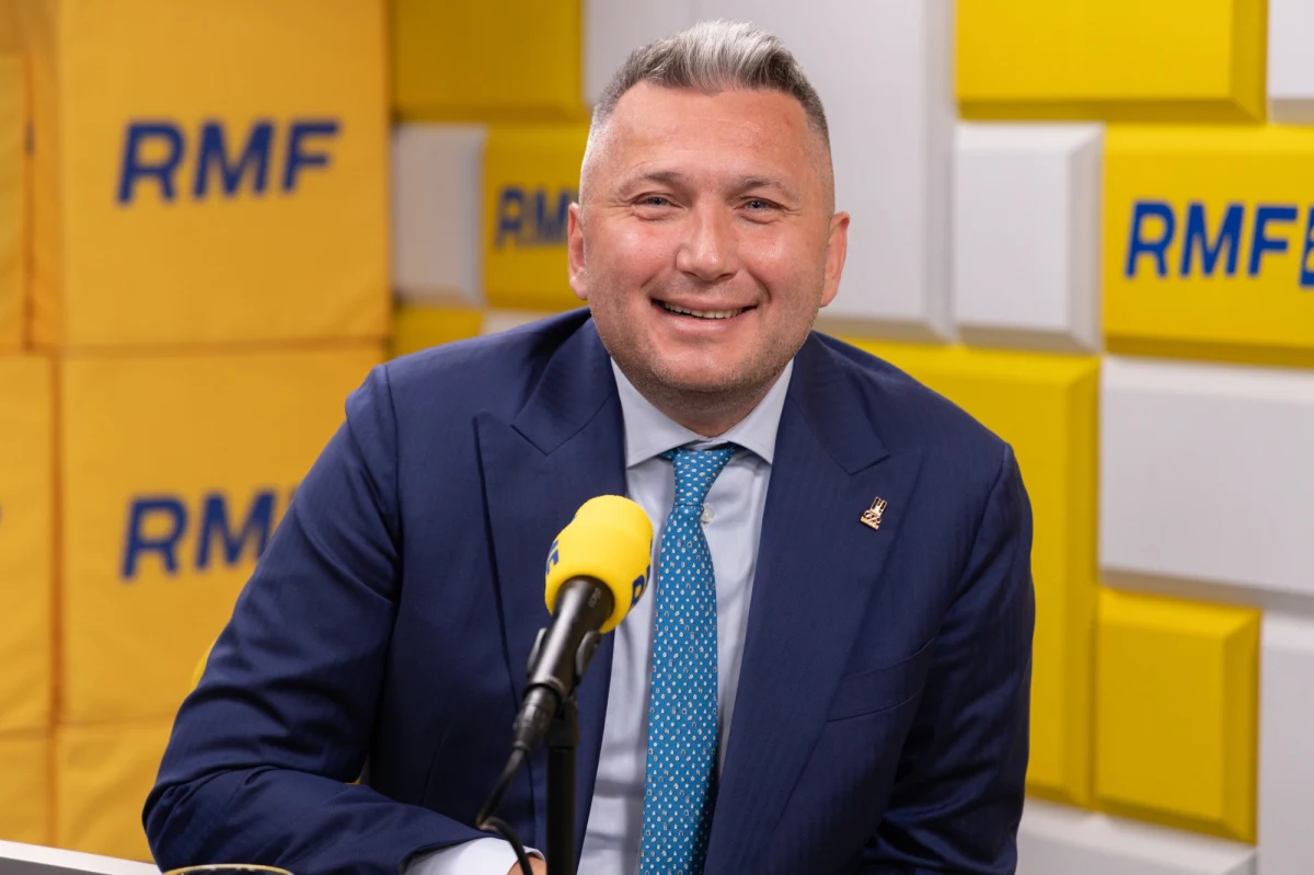 "Jeżeli byłyby trzy medale, byłoby dobrze" - powiedział w Porannej rozmowie w RMF FM Radosław Piesiewicz przed zimowymi igrzyskami we Włoszech. Prezes PKOl mówił też o finansach komitetu, poszukiwaniu sponsorów, nagrodach dla olimpijczyków, a także planach zorganizowania igrzysk w Polsce. 