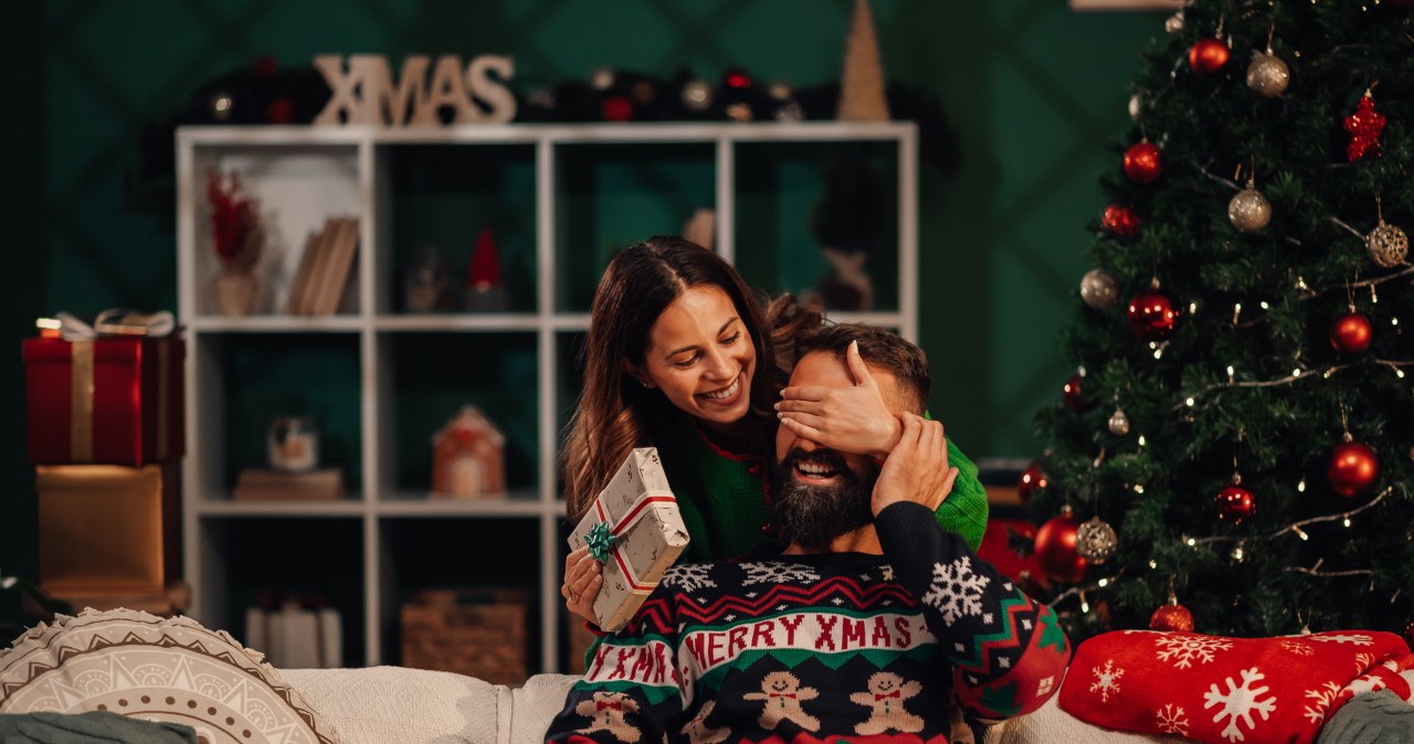 Klocki i samochody to genialny patent na świąteczny prezent! Poznaj auta Mattel Brick Shop