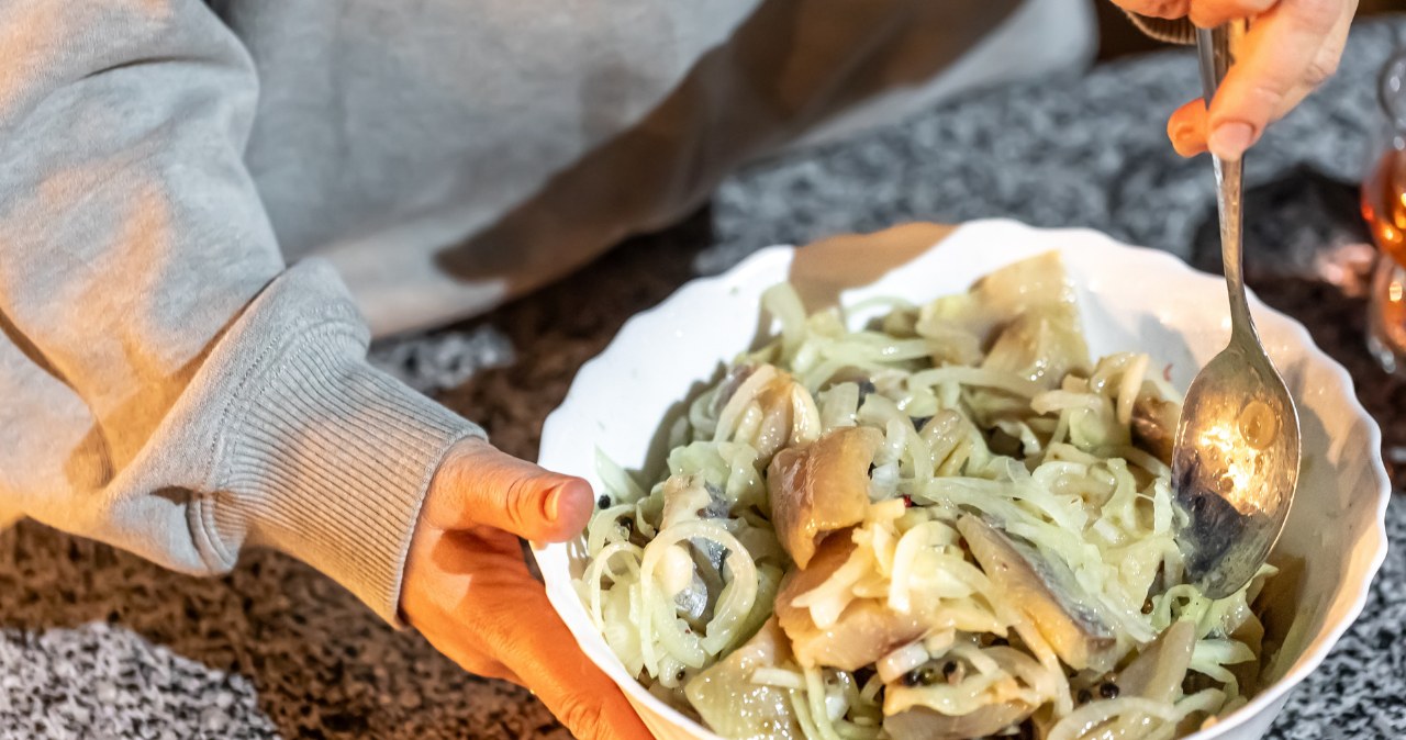 "Śledzie proboszcza" to co roku świąteczny hit w moim domu. Każdy prosi o dokładkę