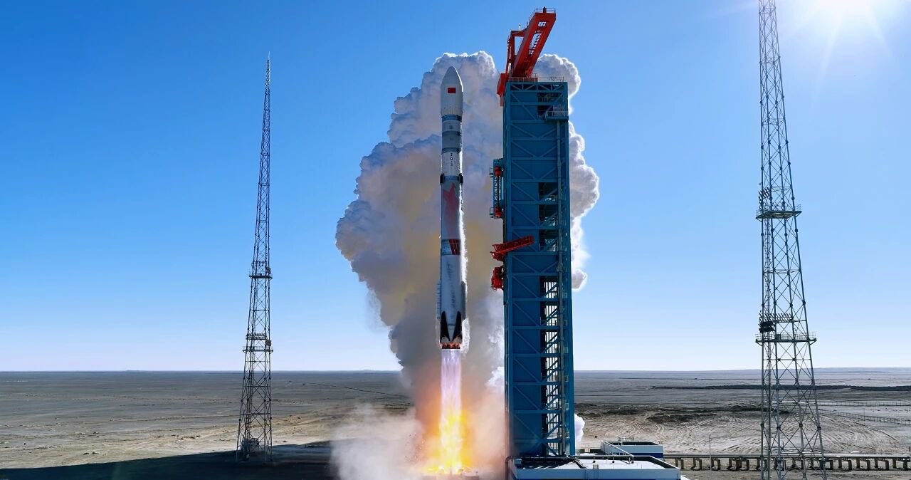 Wystrzelili pierwszą rakietę wielokrotnego użytku. Skończyło się eksplozją