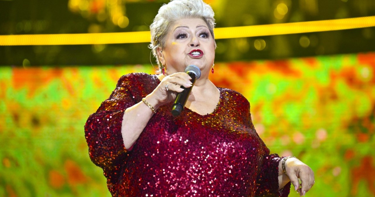 Ikona PRL-u nagle upadła na scenie! Gwiazdy rzuciły się do pomocy