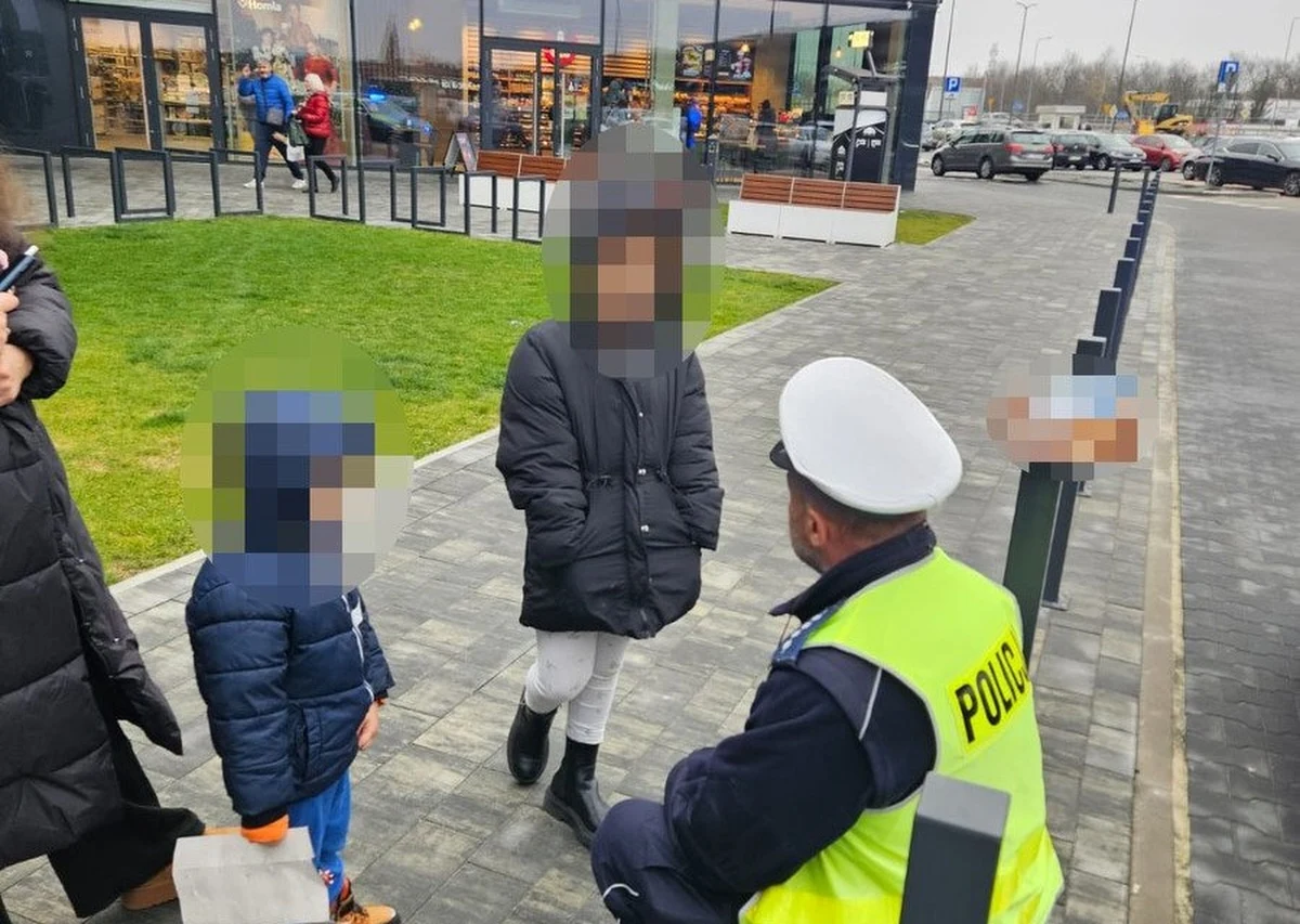 Dramatyczne chwile przeżyła mieszkanka Piaseczna (Mazowieckie), która w sobotni poranek odkryła, że jej 8-letnia córka i 3-letni syn zniknęli z domu. Dzięki natychmiastowej akcji policji oraz czujności jednej z klientek centrum handlowego dzieci zostały odnalezione całe i zdrowe.