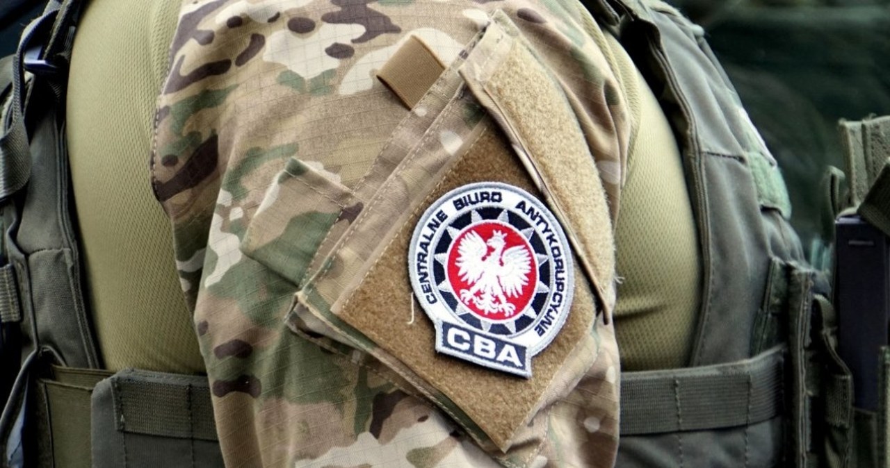 wiadomości,aktualności,Interia Miał przyjąć 1,5 mln złotych korzyści majątkowych. Były wiceminister finansów z zarzutami