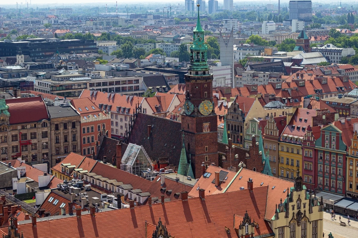 Prokuratura wszczęła śledztwo ws. nieprawidłowości w głosowaniach w ramach tegorocznego Wrocławskiego Budżetu Obywatelskiego. Miasto zapowiada zmiany dotyczące bezpieczeństwa głosowania. 