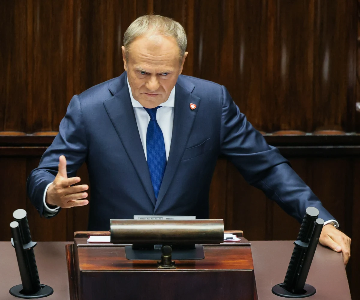 Premier Donald Tusk zwrócił się do marszałka Sejmu Włodzimierza Czarzastego z wnioskiem o utajnienie pierwszego piątkowego punktu posiedzenia Sejmu. Chce wtedy przedstawić pilną informację dot. bezpieczeństwa państwa. 