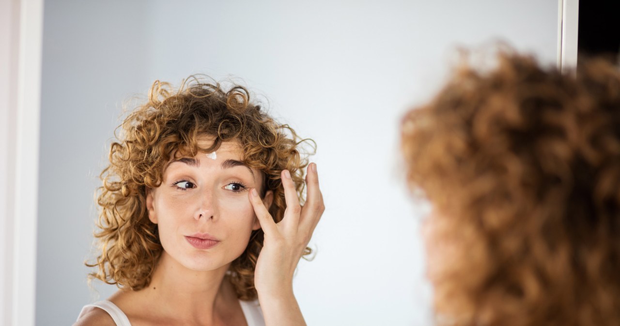 Ten trik działa choćby po fatalnej nocy. "Wymazuje" ślady zmęczenia