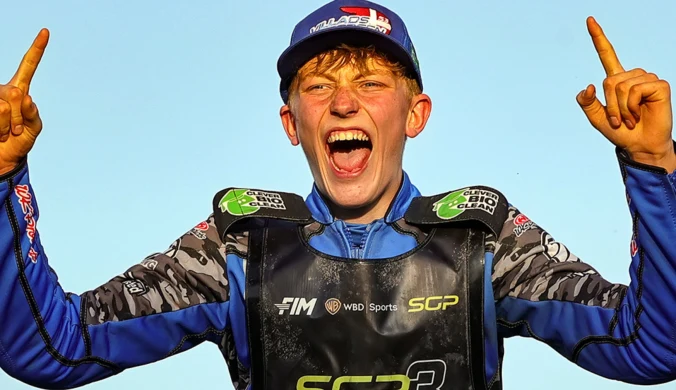 Falubaz wyciągnął królika z kapelusza. "Wygrali los na loterii"