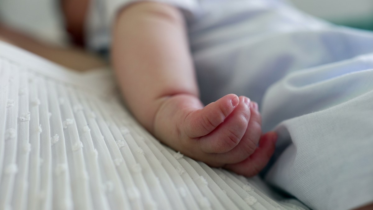 Była cała sina i nie oddychała. żabolenci ratowali 6-tygodniową dziewczynkę